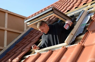 Pose de fenêtres de toit Velux à Saint-Séglin